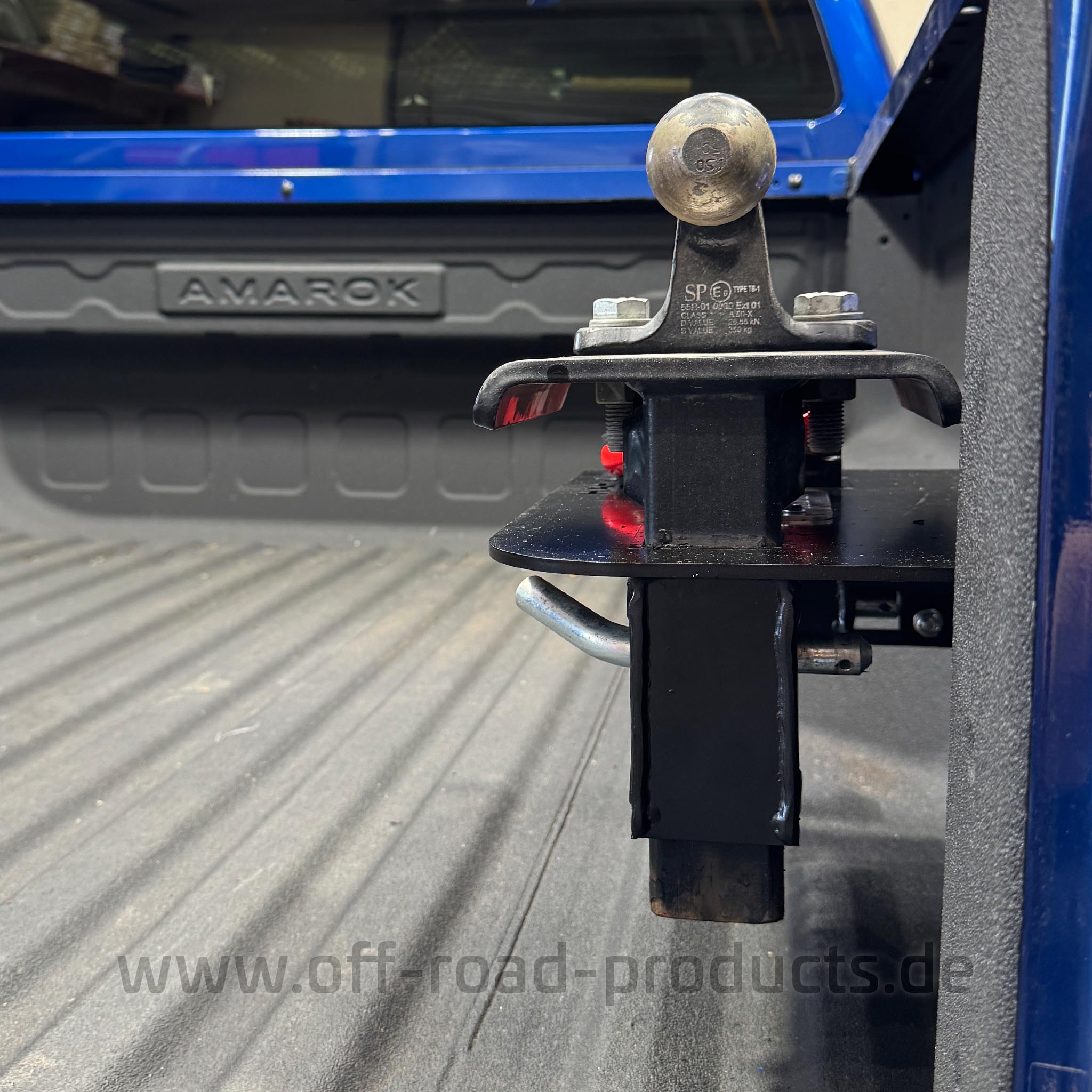 aufbewahrung für abnehmbare anhängerkupplung HitchKeeper Halterung für VW Amarok ab 2023 – sichere Aufbewahrung der  2-Zoll-Anhängerkupplung – ORP4x4